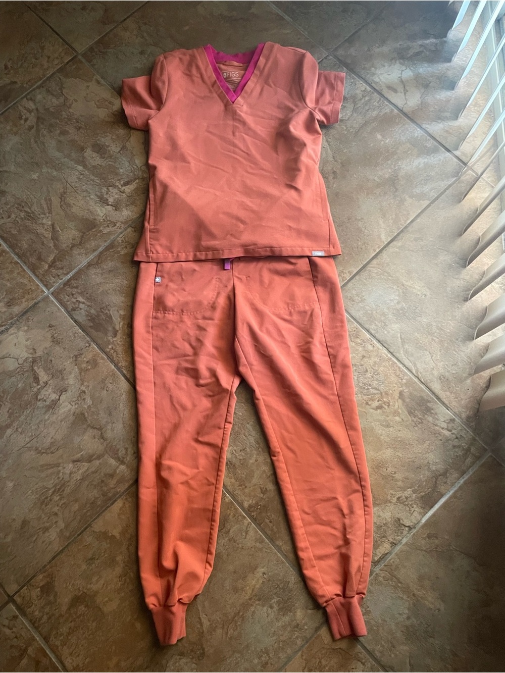 Figs Coral Two-Piece Scrub Set with Pink Trim